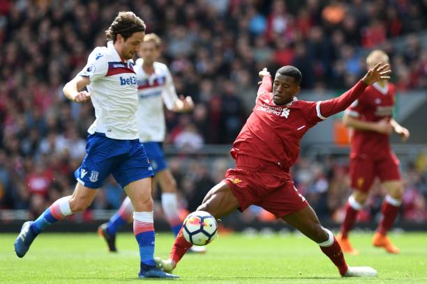 它不仅考量 它不仅考量